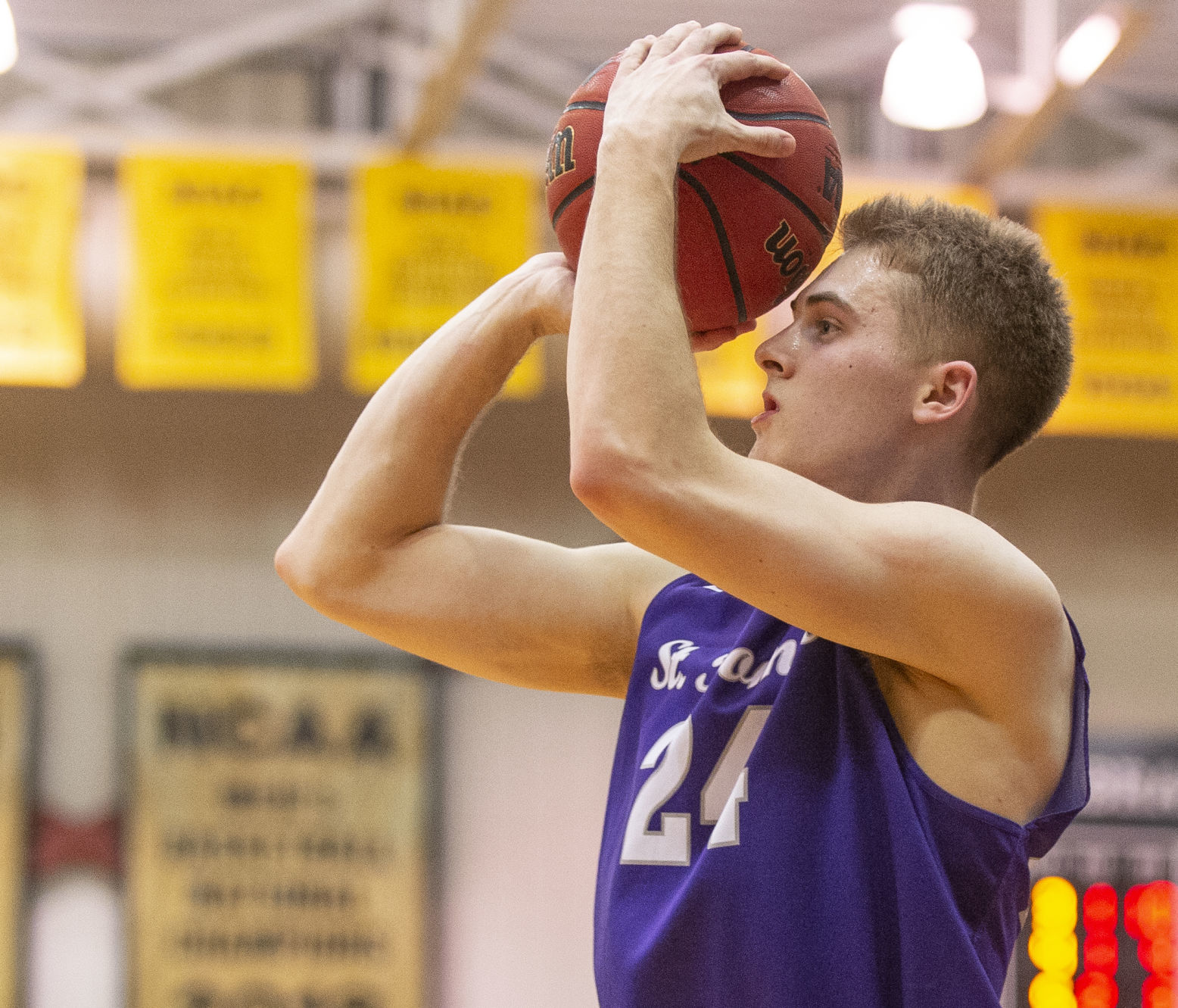 St. Thomas vs. Nebraska Wesleyan, 3.2